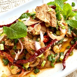 น้ำตกเนื้อย่าง