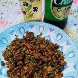 ผัดเผ็ดกบ