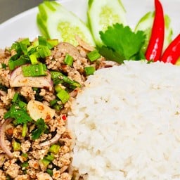 ข้าวยำหมูแซ่บ