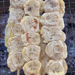 กล้วยทอดน้องกัปตัน ริมน้ำตามสั่ง