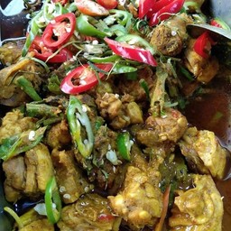 ข้าวแกง ก๊ะธร