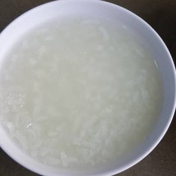 ข้าวต้มกุ๊ย ผัดคะน้า (ราดข้าว)