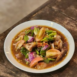 ยำหมูย่าง