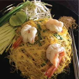 ผัดไทยกุ้งสด