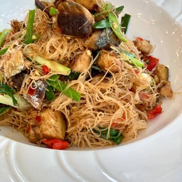 เส้นหมี่ ผัดกะปิปลาทู