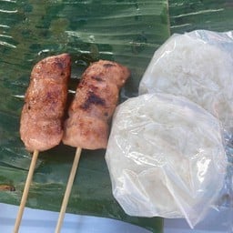 แหนมหมูย่าง+ข้าวเหนียว