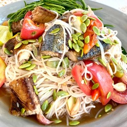 ตำขนมจีนปลาร้าปลาทู