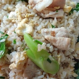 ข้าวผัดหมู