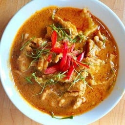 ครัวฅนคอน ข้าวแกงปักษ์ใต้ (แกงใต้) ถนนราชพฤกษ์