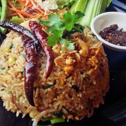 ข้าวผัดลาบ