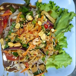 ยำขนมจีนกุ้งสด