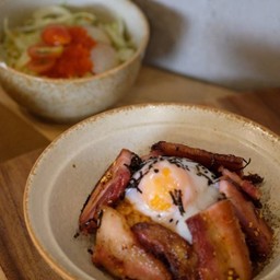 ข้าวผัดกิมจิเบคอน