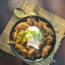 ชิกินด้ง XL (ข้าวหน้าไก่นุ่ม XL ไข่ออนเซ็น)