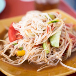 ตำขนมจีน