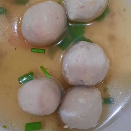ลูกชิ้น..เนื้อ...ลวก 1 ชุดมี 5 ลูกนะค่ะ