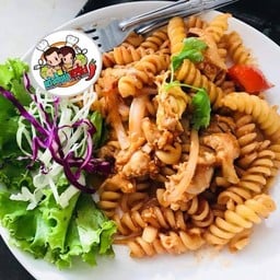 ผัดมักกะโรนีกุ้ง