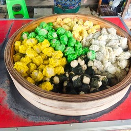 ป้าวีร์ ติ่มซำ ขนมจีบ ไส้อั่ว ไส้กรอกอีสาน