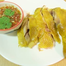 ไก่ต้มน้ำปลา ส่วนขาสะโพก