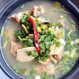 ต้มแซ่บกระดูกอ่อนหมู