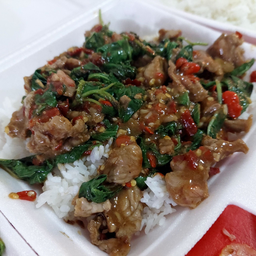 กะเพราเนื้อราดข้าว