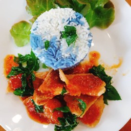 ข้าว ปลานิลราดพริก
