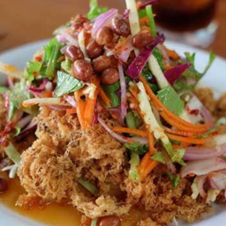 ยำปลาดุกฟู