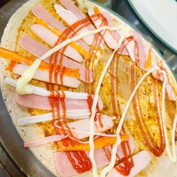 พริกเผา + แฮม + ใส้กรอก +ปูอัด