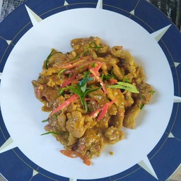 คั่วกลิ้ง หมูชิ้น(กับข้าว)