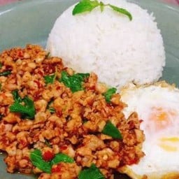 ร้านเฮงเฮงบะหมี่หนูแหวน สาขา ตลาดไนท์หลังเซเว่นซอยปรียาบางบ่อ