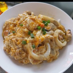 พลังใบ ข้าวไข่ข้นปลาหมึก ราดข้าว