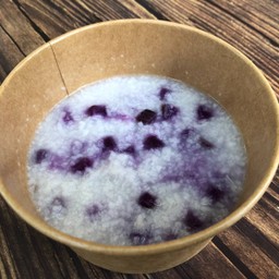 ข้าวต้มมันม่วง