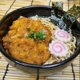 Tori Katsu Shoyu Ramen (โชยุราเมนไก่ทอด)