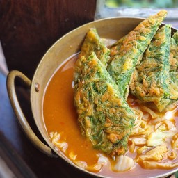 วีแกนแกงส้มชะอมไข่ (eggless)