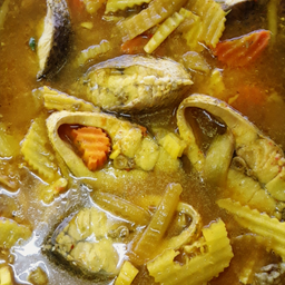 แกงส้มปลากระพง