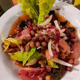 ยำไข่เยี่ยวม้า