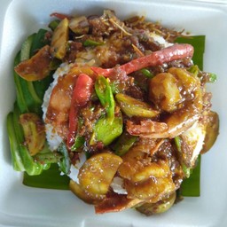 ผัดพริกแกง กุ้ง (กับข้าว)