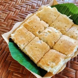 ร้านขนมบ้าบิ่นบ่อสร้าง สาขาต้นตำรับ