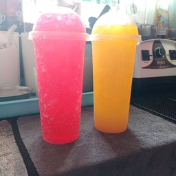 น้ำแดงโซดามะนาว