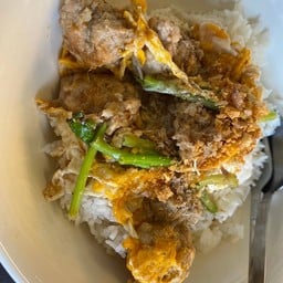 ข้าวแห้งหมูเด้ง