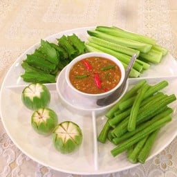 น้ำพริกกะปิ+ผักสด