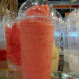 สตรอเบอร์รี่ปั่น