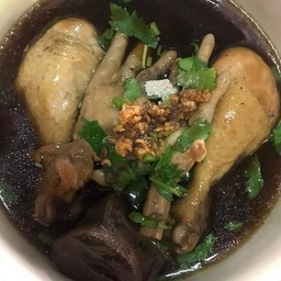 เตี๋ยวไก่ตุ๋น