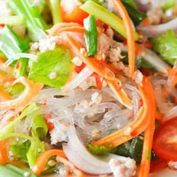 ยำวุ้นเส้น