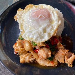 กะเพราไก่บ้าน