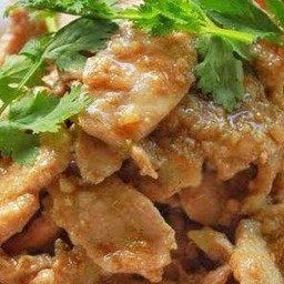 หมูกระเทียม