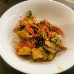 ข้าวกระเพรากระดูกอ่อน