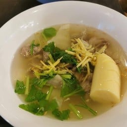 เกาเหลาหมูรวม