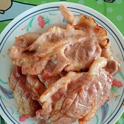 คอหมูย่าง