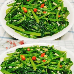 ผัดผักบุ้ง