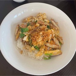 ข้าวแห้งเนื้อปู